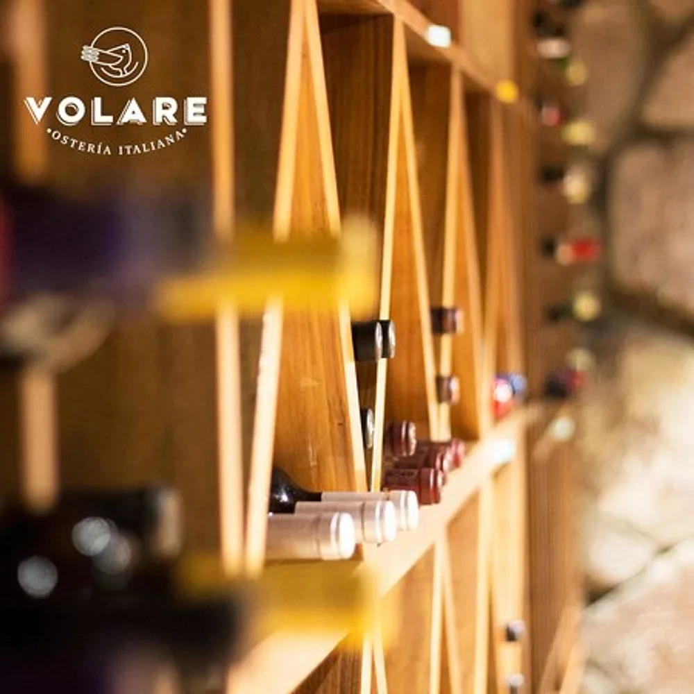 Cava de vinos Volare